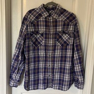 Men’s plaid long-sleeved shirt, size XL